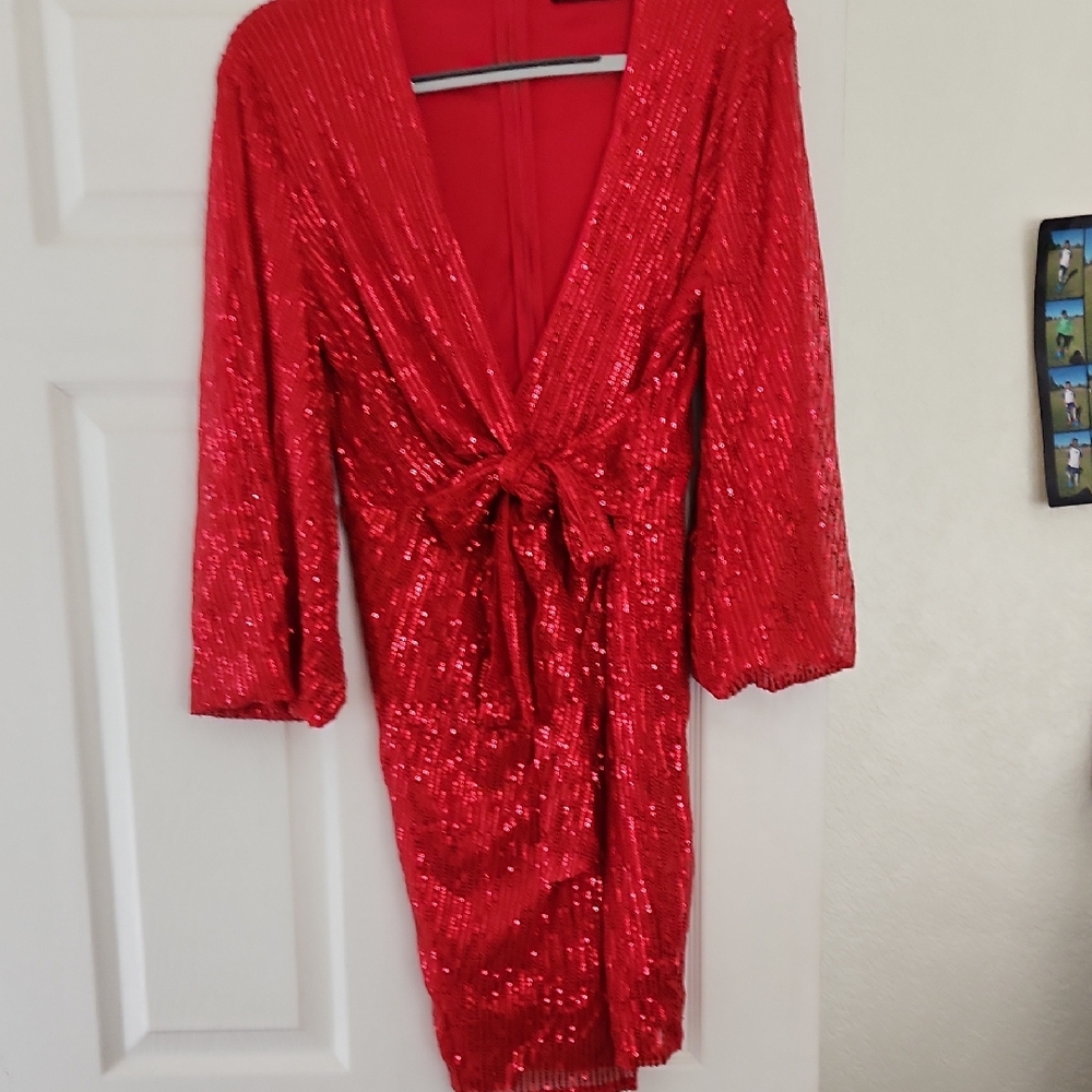 Glamorous Red Sequin Robe